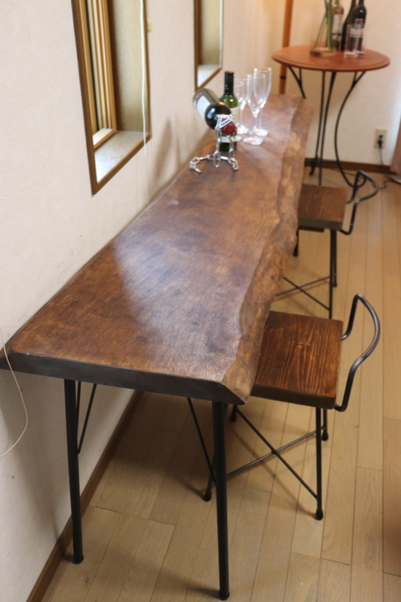 ｗ１７７０一枚板　樺桜（カバザクラ）カウンターテーブル　 カフェ ダイニングテーブル在宅勤務　テレワーク　アンティーク風 1枚目の画像