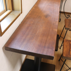 ｗ1450ブラックウォールナット一枚板 くるみの木（天板部材のみの販売です）テーブル足やイスはついていません。 2枚目の画像