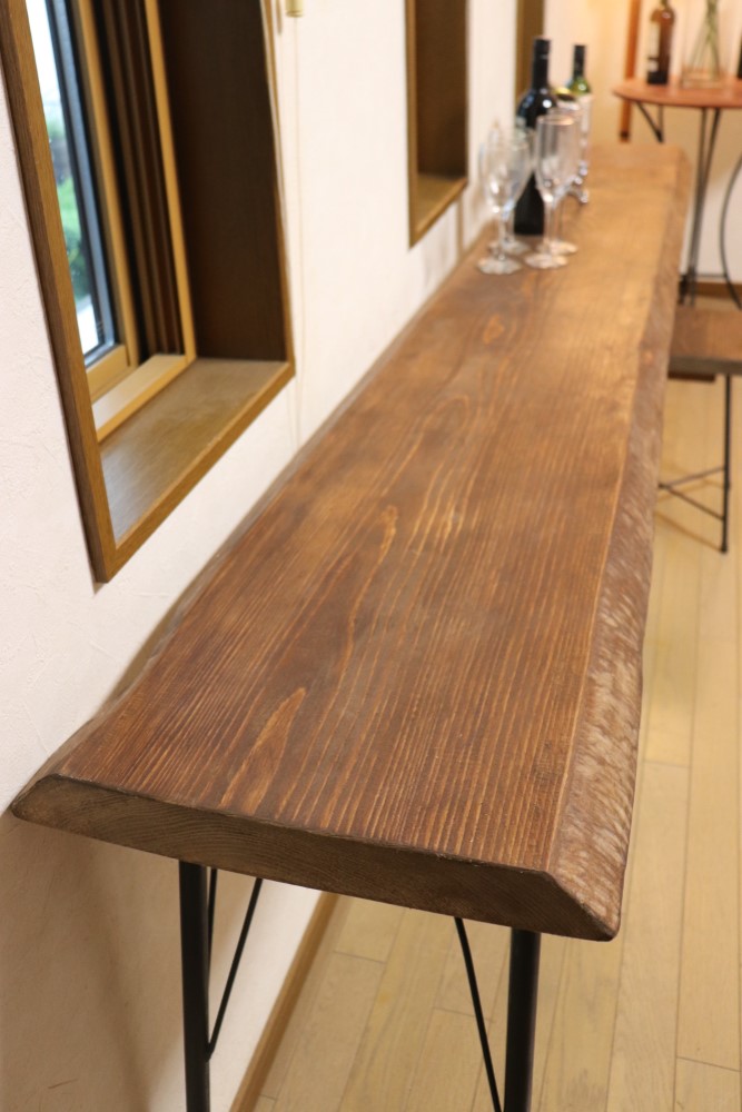 長い！ｗ2200一枚板ヒノキカウンターテーブル 厚50 カフェ