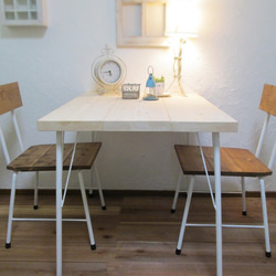 【サイズ約W900×D700】アンティーク風ホワイト・ダイニングテーブル・鉄脚アイアン　テーブル 1枚目の画像
