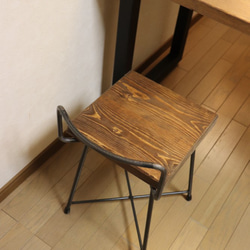 ハーフ背もたれ付き鉄足椅子　(1脚) 　13ミリ鉄仕様 6枚目の画像