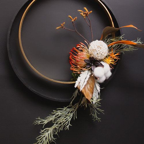 売約済み】和モダン月リース アーティフィシャルフラワー 造花 壁掛け  