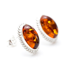 アンバー（琥珀）のジュエリー　イヤリング　ピアス　Amber Quintessence Stud Earrings 3枚目の画像