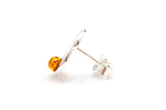 アンバー（琥珀）のジュエリー イヤリング　Amber Music Note Stud Earrings 5枚目の画像