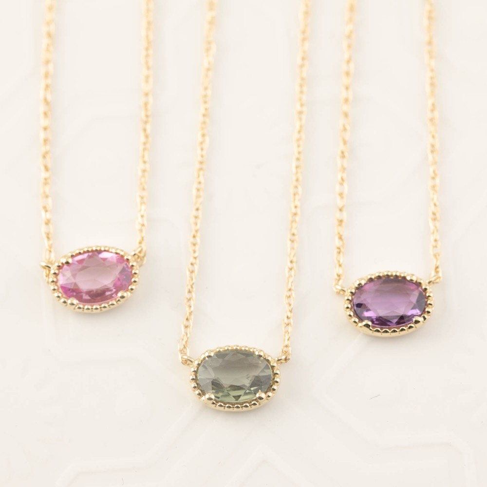 一粒サファイアネックレス ✴︎ 天然サファイア、非加熱、マダガスカル産✴︎彫金ネックレス K14金 YG　【一点物】