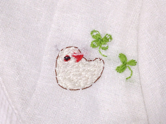 【薄くて快適な夏用ガーゼを使用♪】選べる立体刺繍マスク3種(クジラ・文鳥) 4枚目の画像