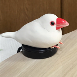 【ほぼ原寸大】うとうともっちり飼い主を見守る文鳥のバッグハンガー【テレワークにも！】 2枚目の画像