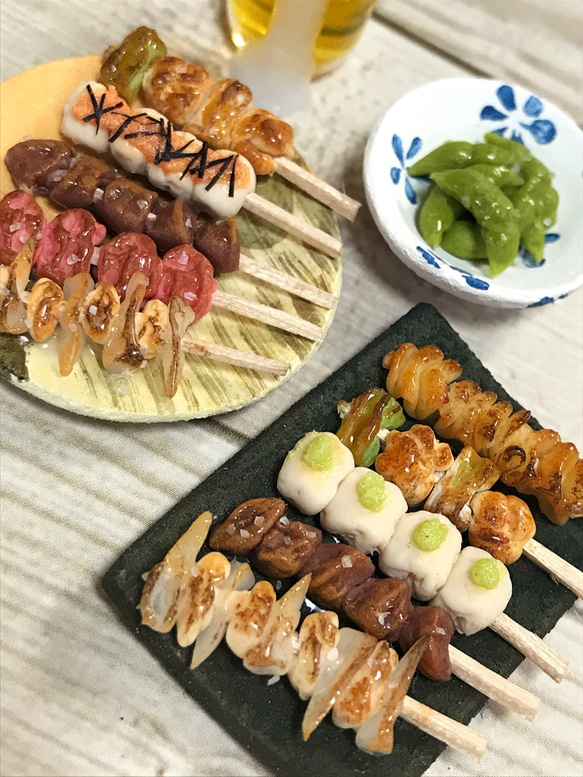 焼き鳥盛り合わせと枝豆ビールの大満足な居酒屋セットA【ミニチュアフード】 3枚目の画像