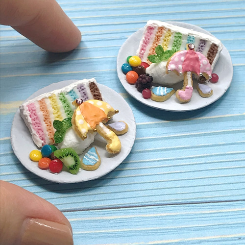 レインボーケーキと傘のクッキーの雨の日プレート【ミニチュアスイーツ 