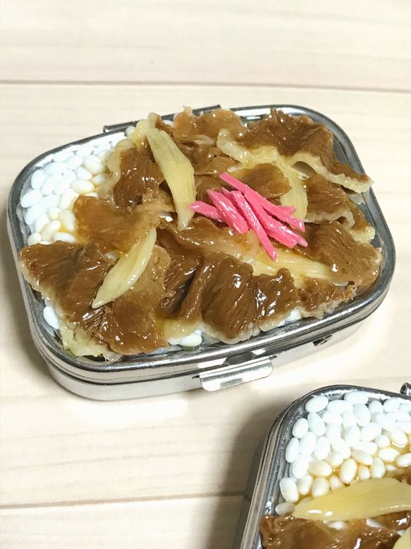 牛丼のピルケース【食品サンプル】 3枚目の画像