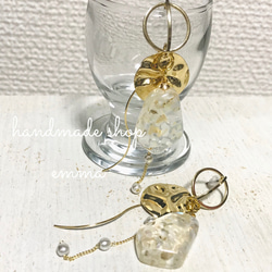 【どれでも2点で3000円】 emma/White×gold シェルピアス 3枚目の画像