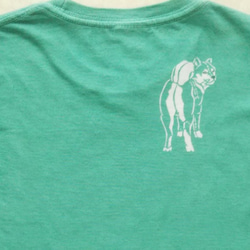 型染め130㎝動物子供Tシャツ  ～柴犬&アイビー～  エメラルドグリーン色 6枚目の画像