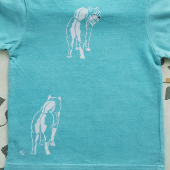 型染め80㎝子供Tシャツ～柴犬～ 薄あおみどり 3枚目の画像