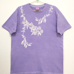 型染めXLサイズお花Tシャツ (男女兼用) ～こでまり～ 薄紫色 1枚目の画像