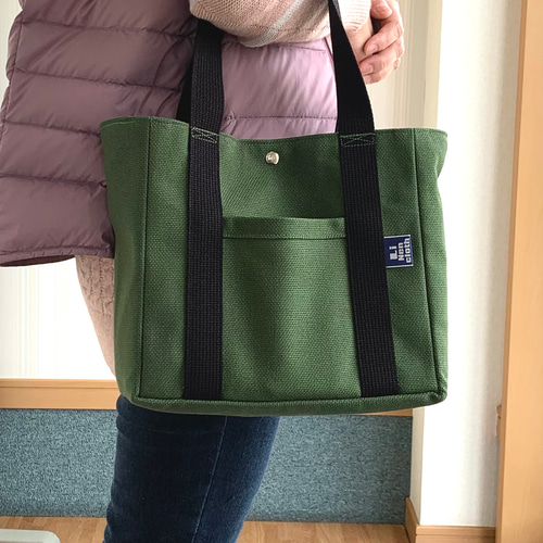 ✨️ダークグリーン ハンドバッグ UNISEX ESSENTIALカートバッグ ダークグリーン