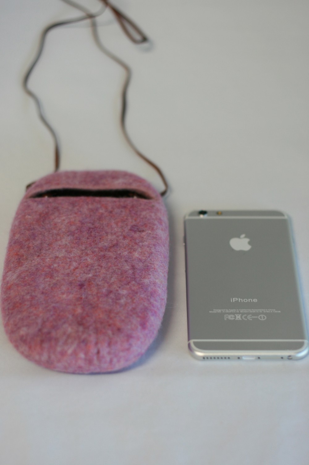 iPhoneポシェット 受注制作・cocoon（限定色・ピンク）LLサイズ