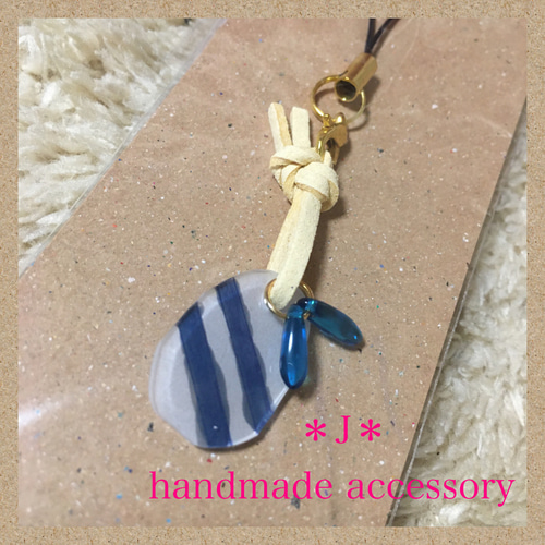 ハンドメイドストラップ♪ チェコビーズ＆デザインプラ板 キーホルダー 