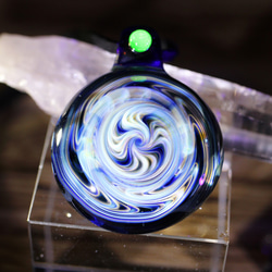 スイッチバック ガラス ペンダント 2枚目の画像