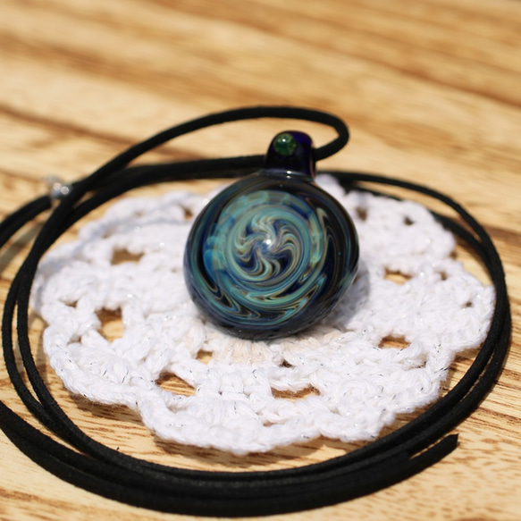 スイッチバック ガラス ペンダント 10枚目の画像