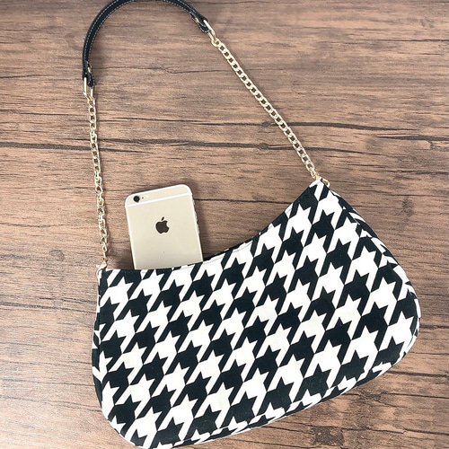 千鳥格子のショルダーバッグ(レザー×チェーンストラップ) ショルダー