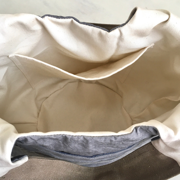 天日干しした綿麻の丸底トートバッグ（ライトグレー/普通サイズ） 3枚目の画像