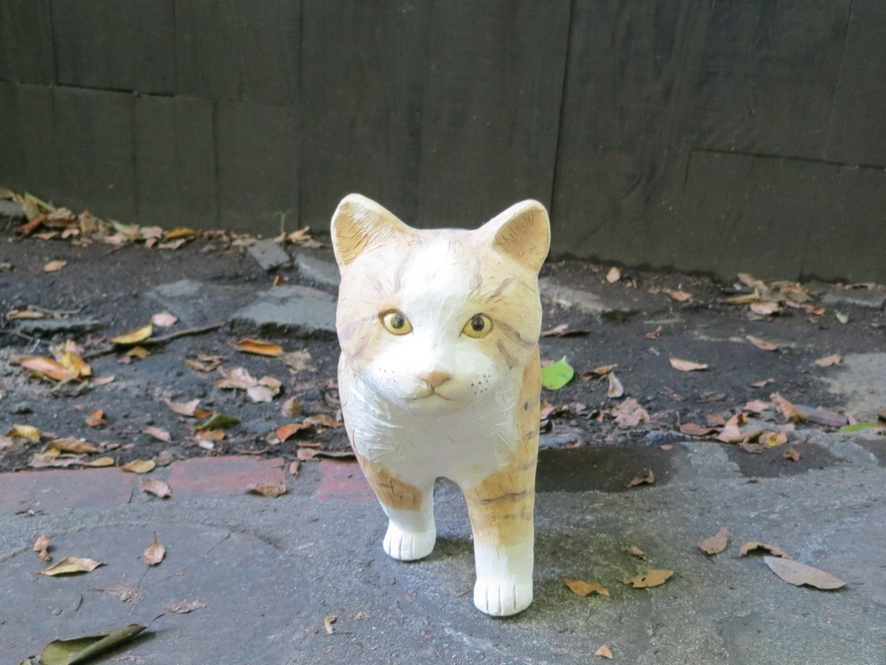 歩きねこ（白茶トラ）　Ｏ-373-1　陶製