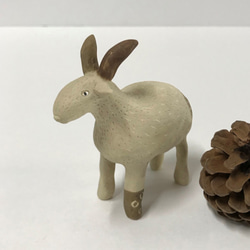 山羊 (米色) 陶瓷 / 山羊 / 山羊 第3張的照片