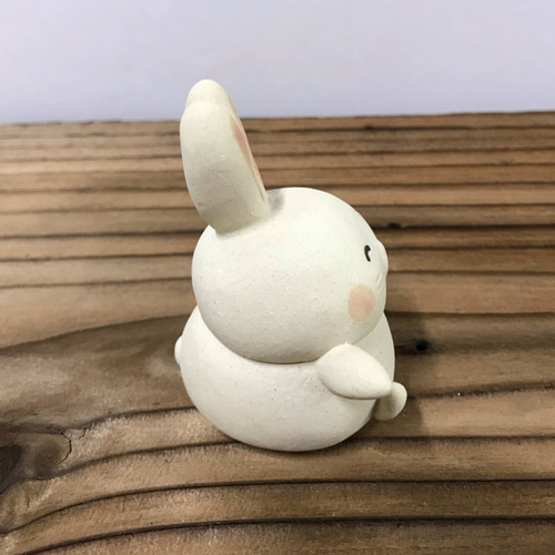赤ちゃんうさぎ Ｊ-131 陶製 /Rabbit/兔子 その他置物 サバイディー 