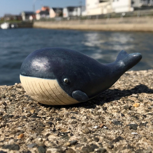 くじら 藍 E-123-A 陶製 /Whale /鯨 その他置物 サバイディー くじら 藍 E-123-A 陶製 /Whale /鯨 その他置物 サバイディー
