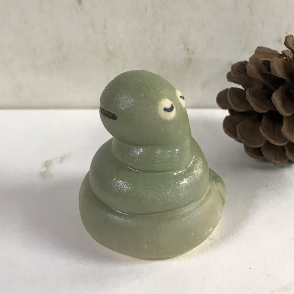ヘビ陶器