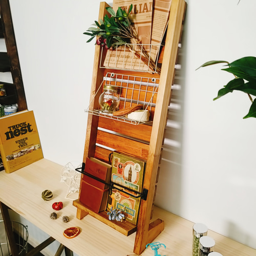 木製本棚　古道具　アンティーク　マガジンラック 古い本屋のアンティークマガジンラック(本棚) | ラフジュ工房