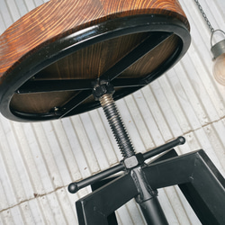 【10%OFF】アイアンチェア　インダストリアル　アイアン　ハイスツール　カウンターチェアー　高さ調節可能　椅子　鉄脚 5枚目の画像