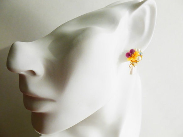 [再次上架] Viola（紫色 x 黃色）珍珠和寶石耳環/耳環 第4張的照片