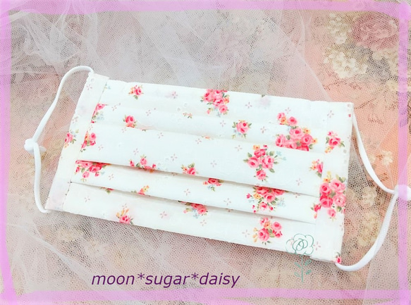 布マスク☆可憐なバラ柄レース地☆ノーズワイヤー入り☆moon*sugar*daisy　 1枚目の画像