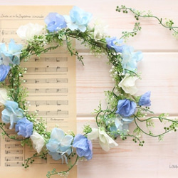 花冠スイトピーと紫陽花の花冠*ブルーミックス バックガーランド付 1枚目の画像