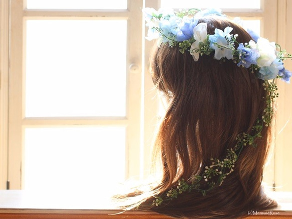 花冠スイトピーと紫陽花の花冠*ブルーミックス バックガーランド付 2枚目の画像