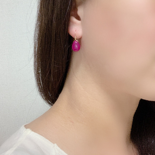 14kgf カラージェイド ドロップピアス ワインレッド ピアス（フック 