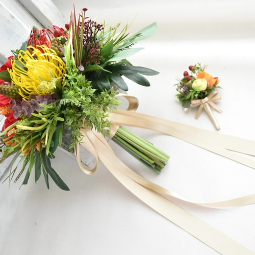 NEWトロピカル・フラワーのクラッチブーケ（造花ブーケ） ブーケ 造花