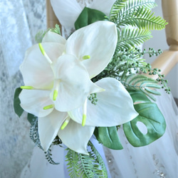 即納OK・ホワイト・アンセリウムのナチュラル・クラッチブーケ（造花ブーケ） 2枚目の画像