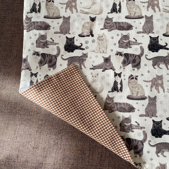 モノクロームな猫図鑑のクッションカバー　40×40cm　アメリカンコットン　送料無料 4枚目の画像
