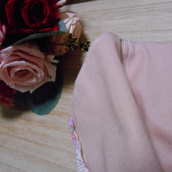 【送料無料】立体マスク・おとなマスク・春色・可愛い小花柄・お花がいっぱい・やさしいピンク色 4枚目の画像