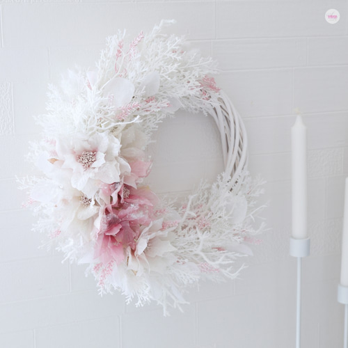 早割クリスマス2023』ホワイトピンクポインセチアのハーフムーンリース