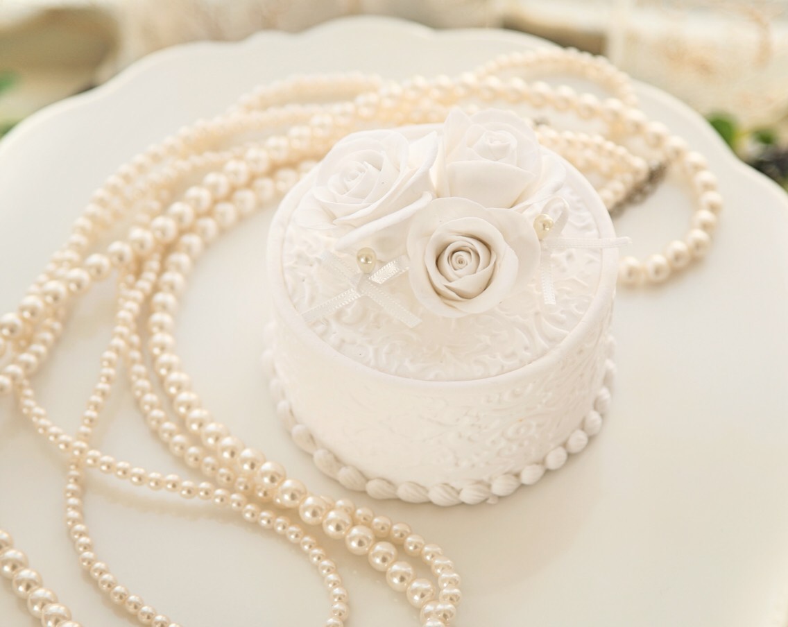 ホワイトリングピロー（ローズ）