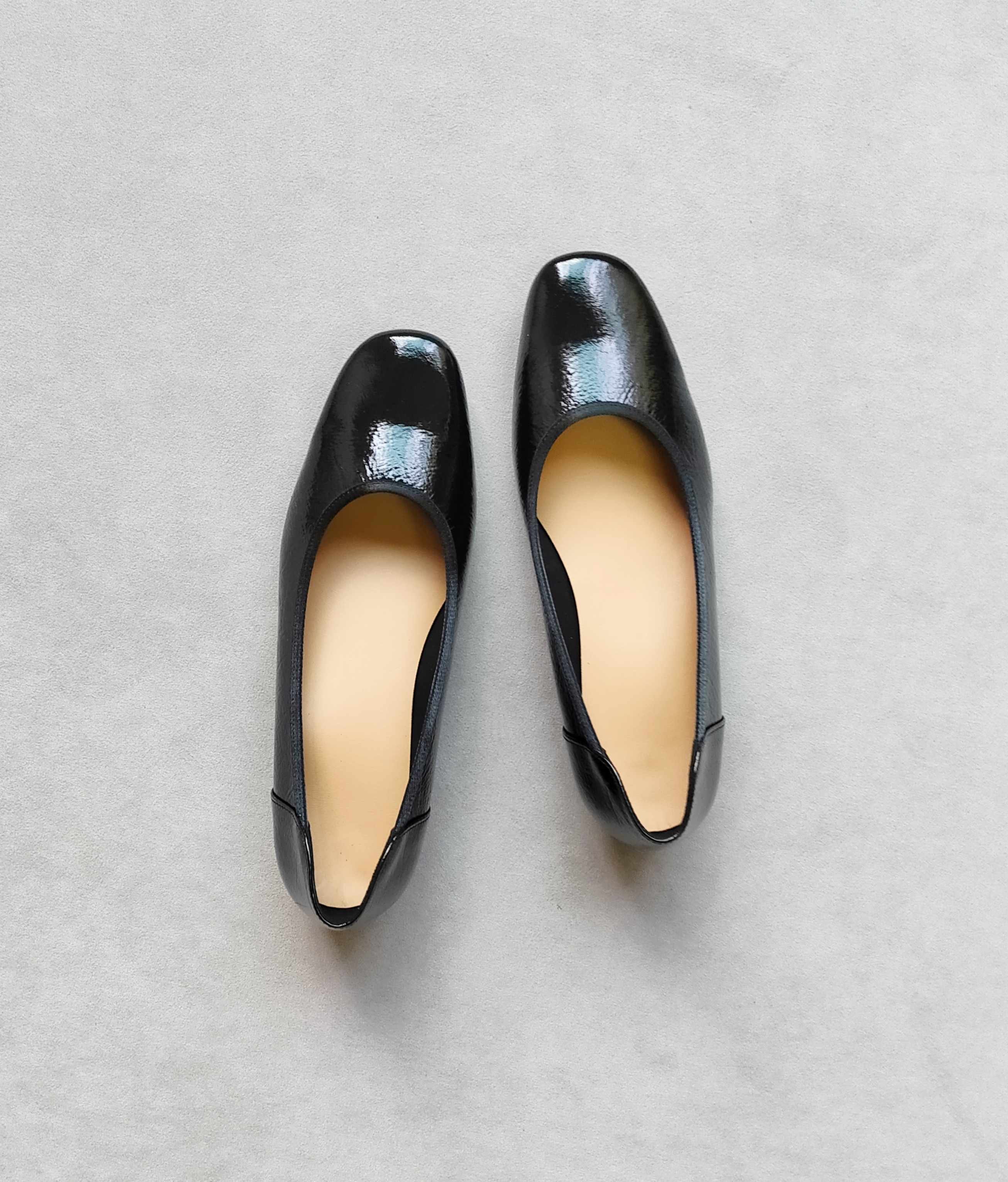 【返品・交換可】雨でも安心♪大丈夫、これなら履ける♪晴雨兼用楽々パンプス♪驚きの軽さと柔らかさ♪日本製