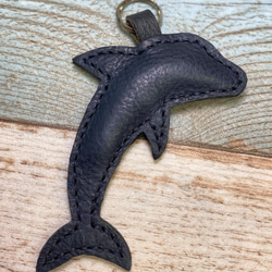 ～レザーショップが作る水族館のお土産～イルカのキーホルダー★一点モノ 2枚目の画像