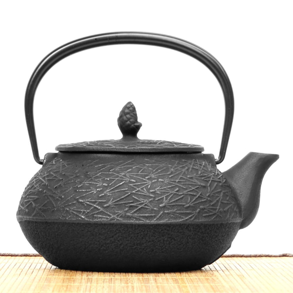 南部鉄器渋〜い急須松葉模様