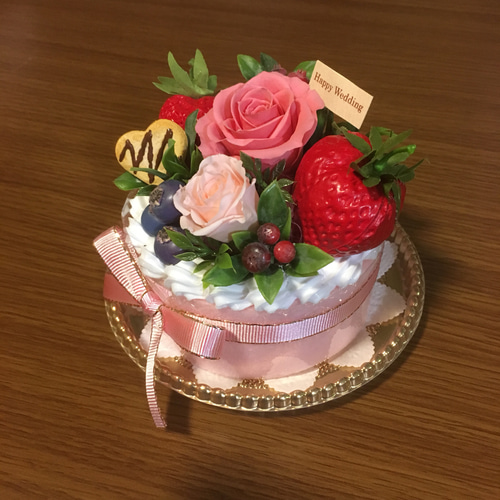 いちごのフラワーケーキ（プリザーブドフラワー） プリザーブド