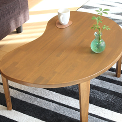 折りたたみ　そら豆テーブル　木の脚がかわいい「まめっこ」無垢材ローテーブル　自然塗装　横幅89㎝　チーク色 1枚目の画像