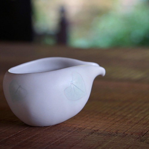 片口 かわいい ミルクピッチャー ソース入れ ナチュラル 植物 作家