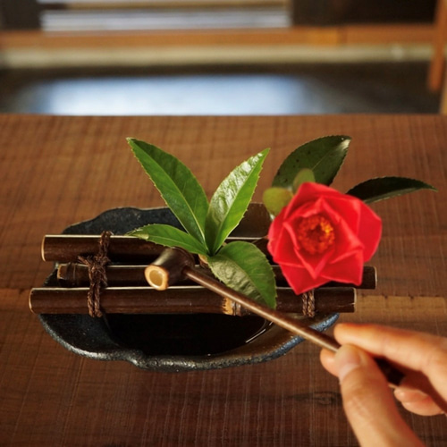 花入れ 一輪挿し 竹 かわいい 小さい花用 花器 中野竹藝 一輪挿し